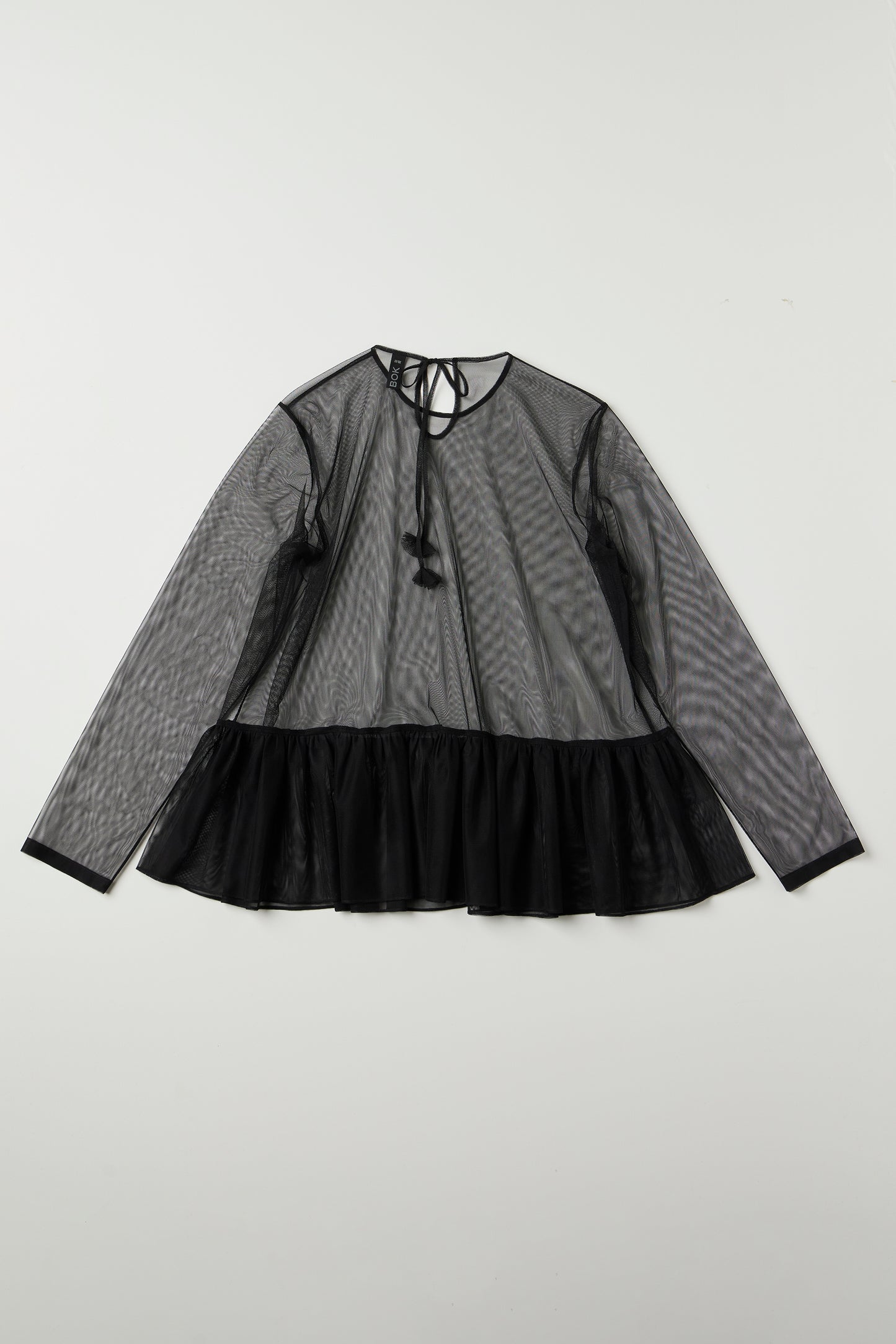 petal shirring blouse